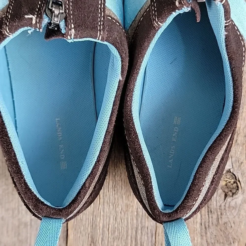 Lands End top zipper slip on casual shoe Size 4